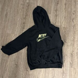 BOYS Nike Sweatshirt XL